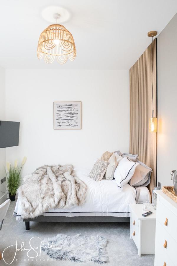 Boutique Nights Aparthotel Eastbourne Ngoại thất bức ảnh
