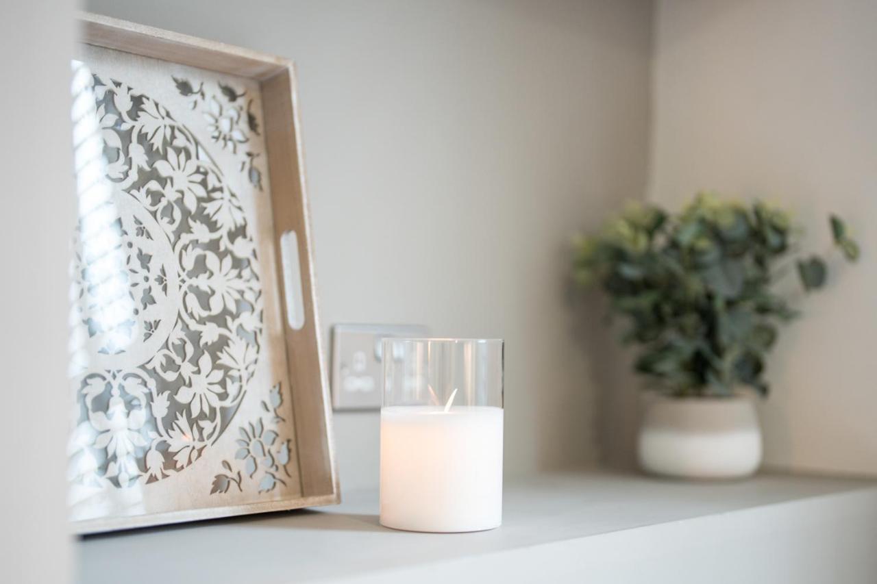 Boutique Nights Aparthotel Eastbourne Ngoại thất bức ảnh