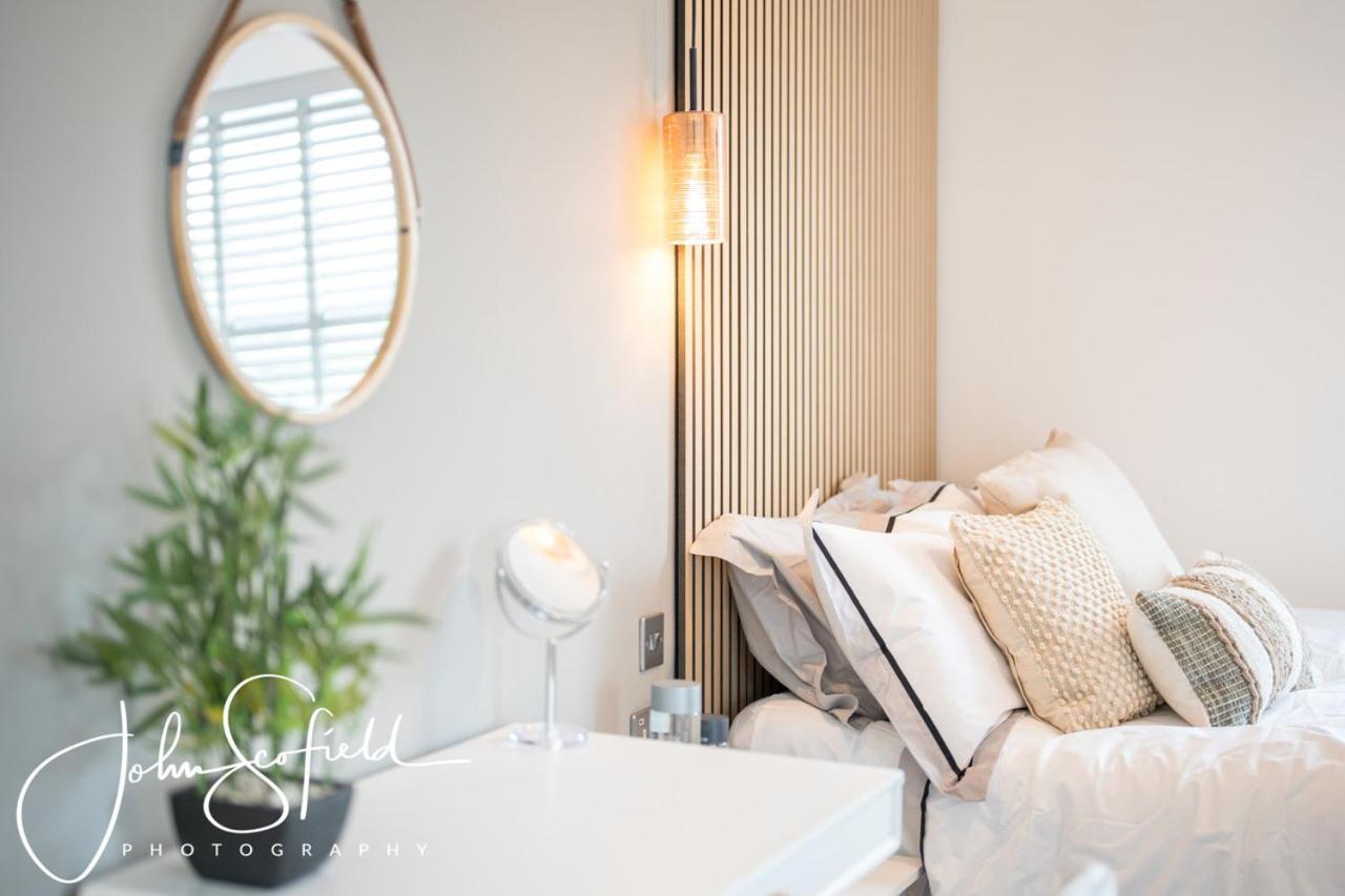 Boutique Nights Aparthotel Eastbourne Ngoại thất bức ảnh